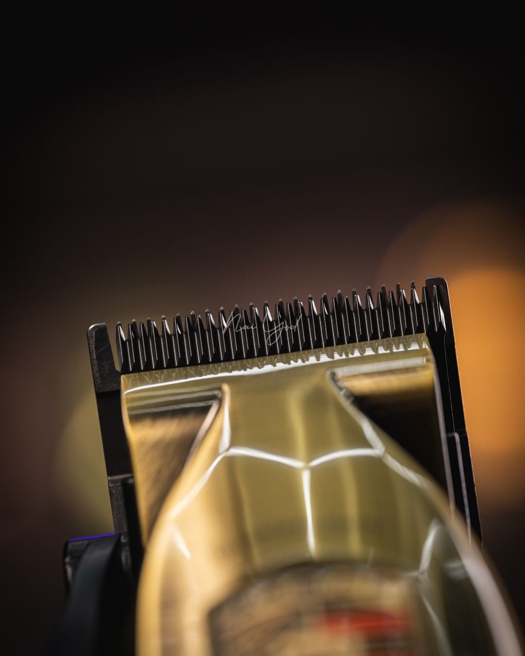 Kit Profissional Máquina de Corte Brushless Km-2230 + Shaver Km-T93 | Kemei ®